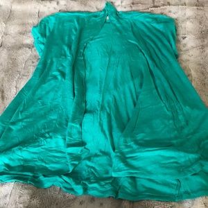 Green short sleeve shrug M jersey knit cardigan